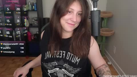 Snapshot of alexa_dream chatting on 09.30.25 dont be afraid to click social media link its working just click on that online show from 09.30.25