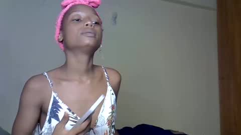Snapshot of alexa_foxxie chatting on 12.28.24 Alexa online show from 12.28.24