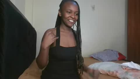 Snapshot of alexa_foxxie chatting on 01.19.25 Alexa online show from 01.19.25