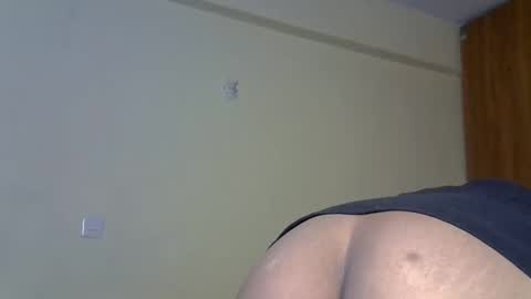 Snapshot of alexa_foxxie chatting on 01.27.25 Alexa online show from 01.27.25