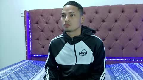 Snapshot of alexa_hotfox chatting on 02.25.25 ALEXA online show from 02.25.25