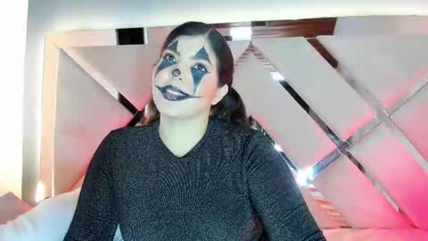 Alexa Jhomson online show from 10.28.25