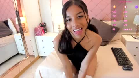 Snapshot of alexa_jonees chatting on 05.28.26 Alexa online show from 05.28.26