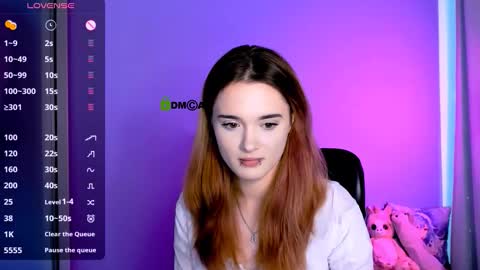 Snapshot of alexa_night_ chatting on 10.11.25 alexa_night_ online show from 10.11.25