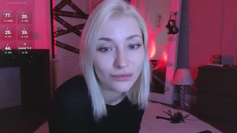 Snapshot of alexa_novak chatting on 10.22.25 Alexa online show from 10.22.25