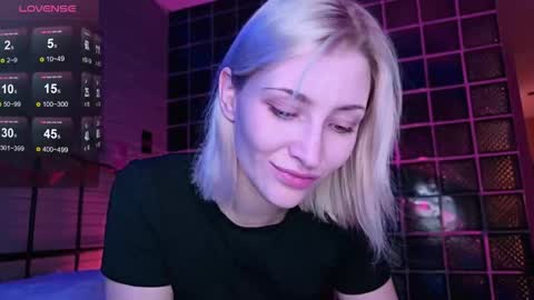 Snapshot of alexa_novak chatting on 02.12.26 Alexa online show from 02.12.26