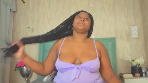 Snapshot of alexa_roussee chatting on 10.07.25 Alexa online show from 10.07.25