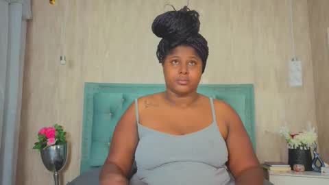 Snapshot of alexa_roussee chatting on 10.17.25 Alexa online show from 10.17.25