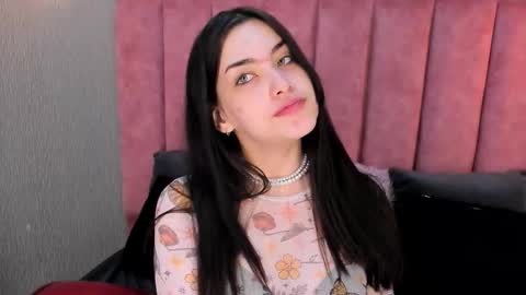 Alexa Thaylor online show from 11.15.25