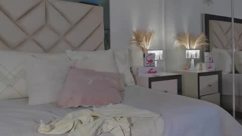 alexa_tobar online show from 12.28.24