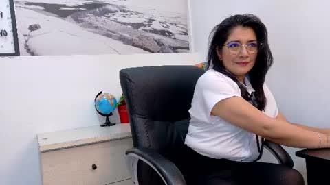 Snapshot of alexaa_sanz chatting on 07.25.26 Alexaa sanz online show from 07.25.26