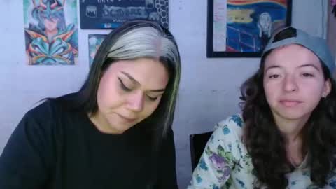 Snapshot of alexablu3 chatting on 10.22.25 Alexa Blu3 online show from 10.22.25