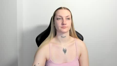 Snapshot of alexafragile chatting on 06.29.26 Alexa online show from 06.29.26