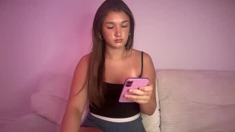 Snapshot of alexajefferies chatting on 09.28.25 alexajefferies online show from 09.28.25