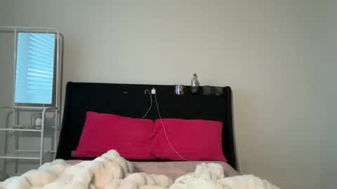 Snapshot of alexajefferies chatting on 10.25.25 alexajefferies online show from 10.25.25