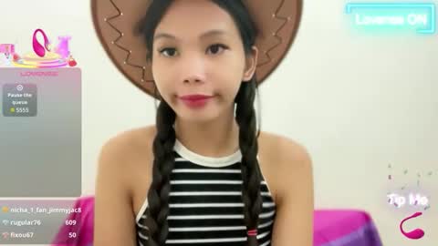 Snapshot of alexaloove chatting on 05.16.26 alexa online show from 05.16.26