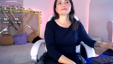 Alexa Moon online show from 11.08.25