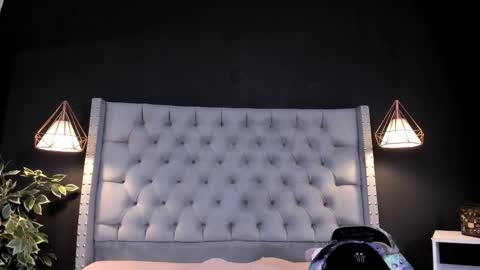 C A M I L A  online show from 10.08.25