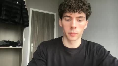 Snapshot of alexander0_ chatting on 02.18.26 Alexander online show from 02.18.26