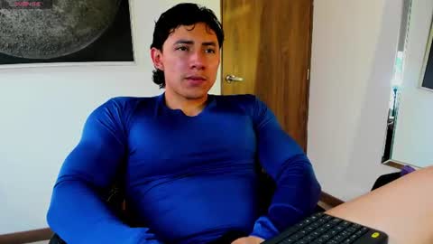 Snapshot of alexander_classy chatting on 06.14.26 Alex online show from 06.14.26