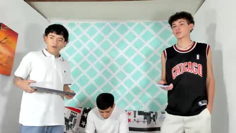 chicos hot online show from 12.03.24