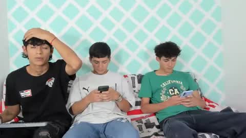 chicos hot online show from 12.14.24
