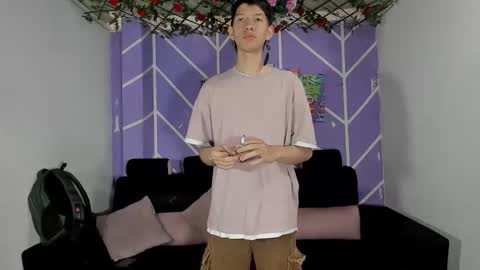 chicos hot online show from 02.20.26