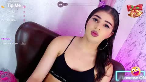 Snapshot of alexandra_evanz chatting on 01.10.25 Alexandra Spellman online show from 01.10.25