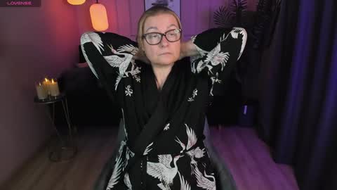 Snapshot of alexandra_kind chatting on 01.21.25 Alexandra online show from 01.21.25