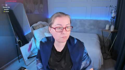 Alexandra online show from 04.11.26