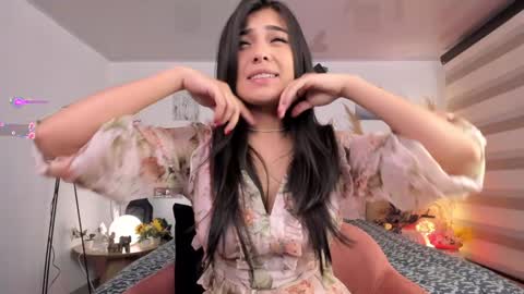 Alexandra Rodriguez online show from 01.14.25