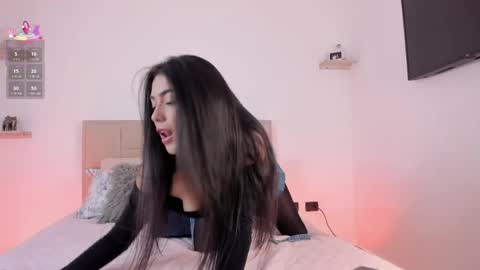 Alexandra Rodriguez online show from 04.13.26