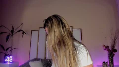 alexandraa_gomez online show from 09.13.25