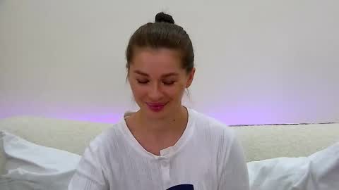 AlexandraBloom online show from 10.01.25