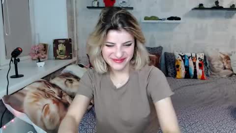 Snapshot of alexandraermes chatting on 06.21.26 AlexandraErmes online show from 06.21.26