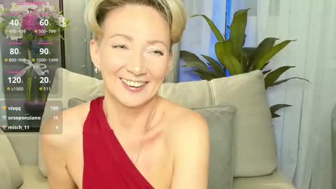 Snapshot of alexandrafix chatting on 10.14.25 Alexandra online show from 10.14.25