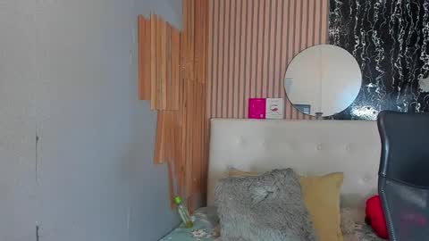 Snapshot of alexandramaravilla chatting on 11.09.25 ALEXANDRA online show from 11.09.25