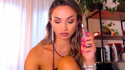 alexandrawooow online show from 09.10.25