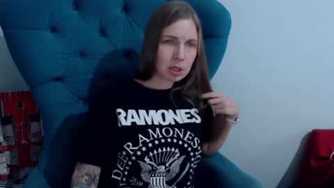 Alexandra online show from 01.16.25