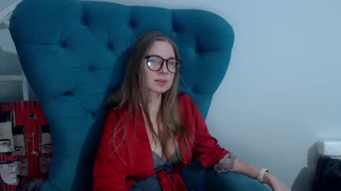 Alexandra online show from 02.12.25