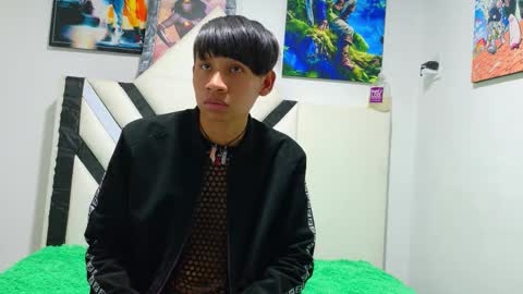 Snapshot of alexandro_bover chatting on 11.06.25 Alexandro online show from 11.06.25