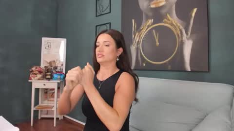 AlexaNikole online show from 04.21.26