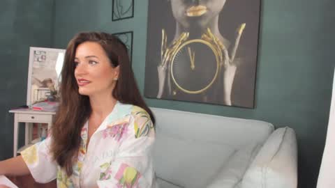 Snapshot of alexanikole chatting on 07.22.26 AlexaNikole online show from 07.22.26