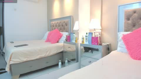 Snapshot of alexasttorm chatting on 10.24.25 Alexa online show from 10.24.25