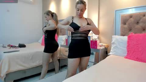 Snapshot of alexasttorm chatting on 10.26.25 Alexa online show from 10.26.25