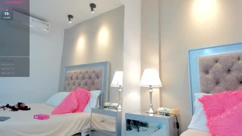 Snapshot of alexasttorm chatting on 10.28.25 Alexa online show from 10.28.25