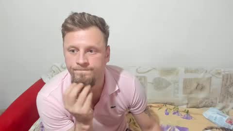 Snapshot of alexboy2022 chatting on 01.07.25 onlyfans..alexyno2022 online show from 01.07.25