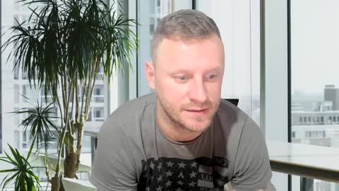 Snapshot of alexboy2022 chatting on 01.26.25 onlyfans..alexyno2022 online show from 01.26.25