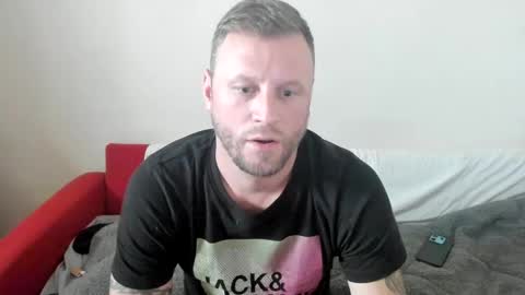 Snapshot of alexboy2022 chatting on 02.13.25 onlyfans..alexyno2022 online show from 02.13.25