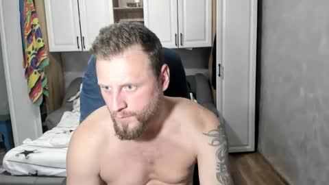 Snapshot of alexboy2022 chatting on 10.26.25 onlyfans..alexyno2022 online show from 10.26.25